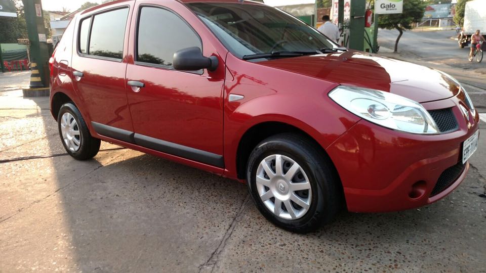 SANDERO 1.0 16V 2010